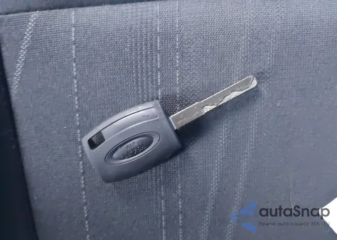 2018 Ford Focus Se z USA, uszkodzony, nr VIN 1FADP3F27JL279721